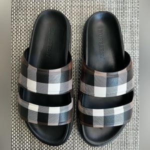 New Men's "Burberry London" Dark Birch Brown Check Slides